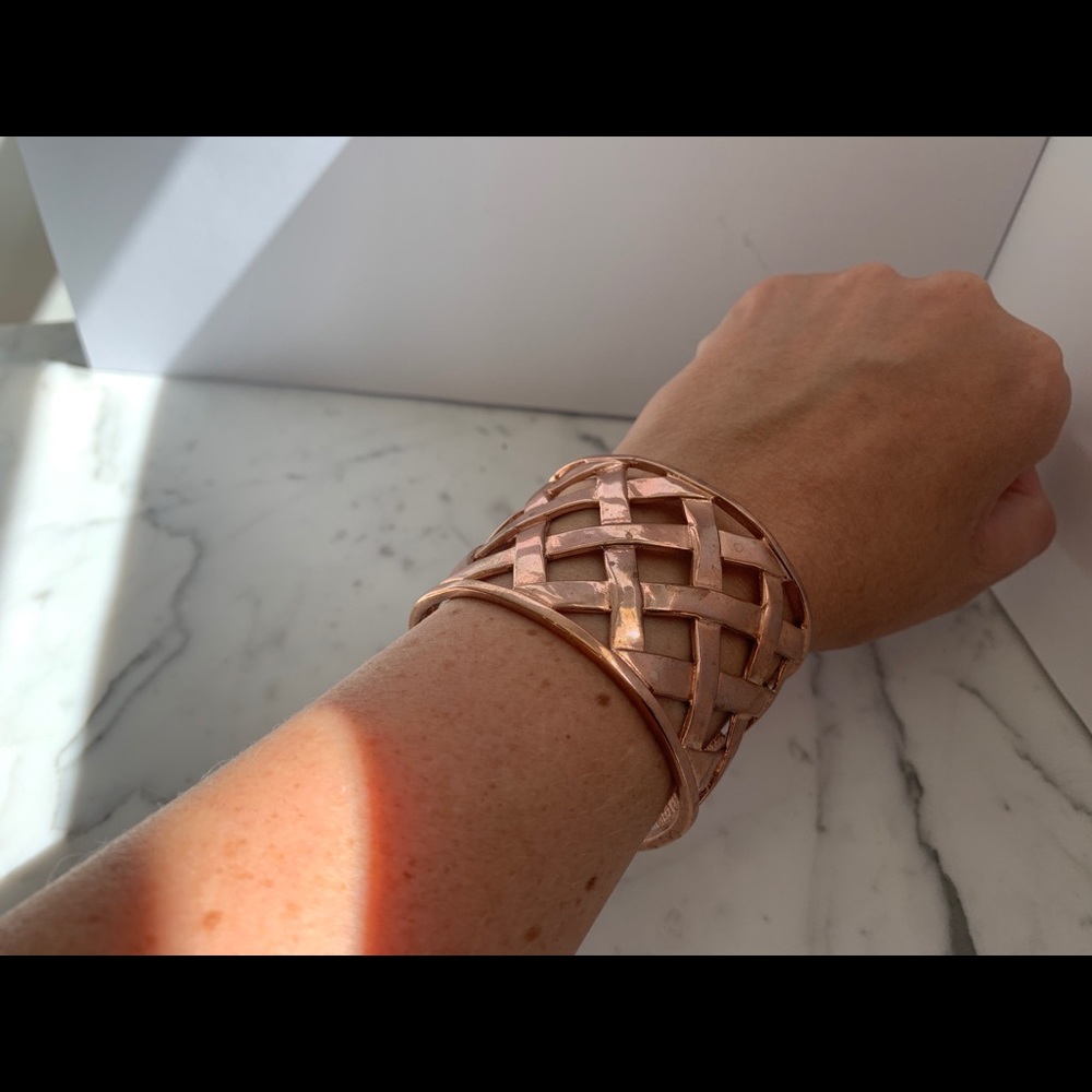 Kenneth Jay Lane Lattice Cuff Bracelet - Picture 4 of 7